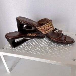 Italian Shoemakers Brown and Orange Sandals with Slide Style Size 9